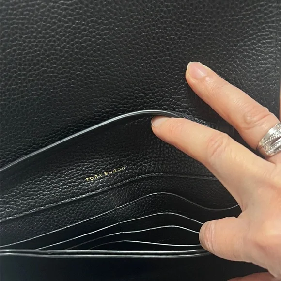 TORY BURCH McGraw Pebbled Leather Crossbody Bag - Picture 4 of 9